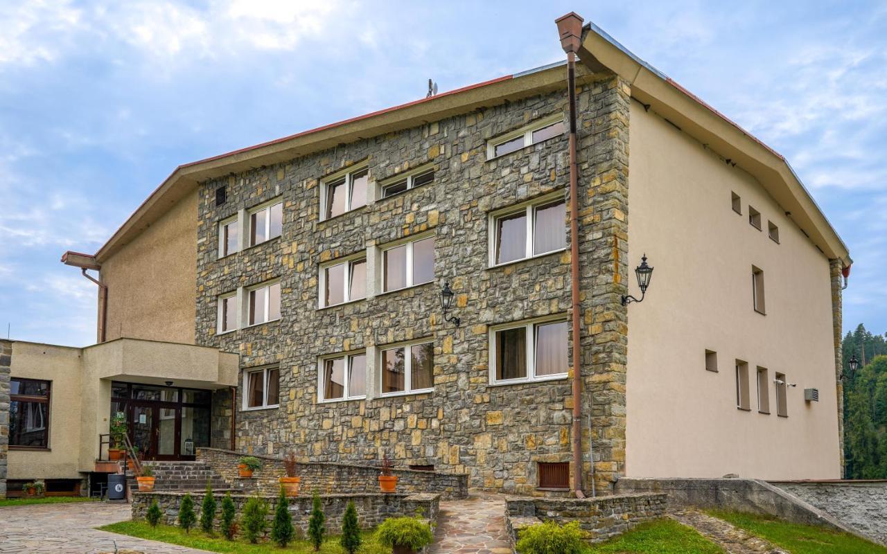Grand Hotel Rooms Spišské Tomášovce Bagian luar foto