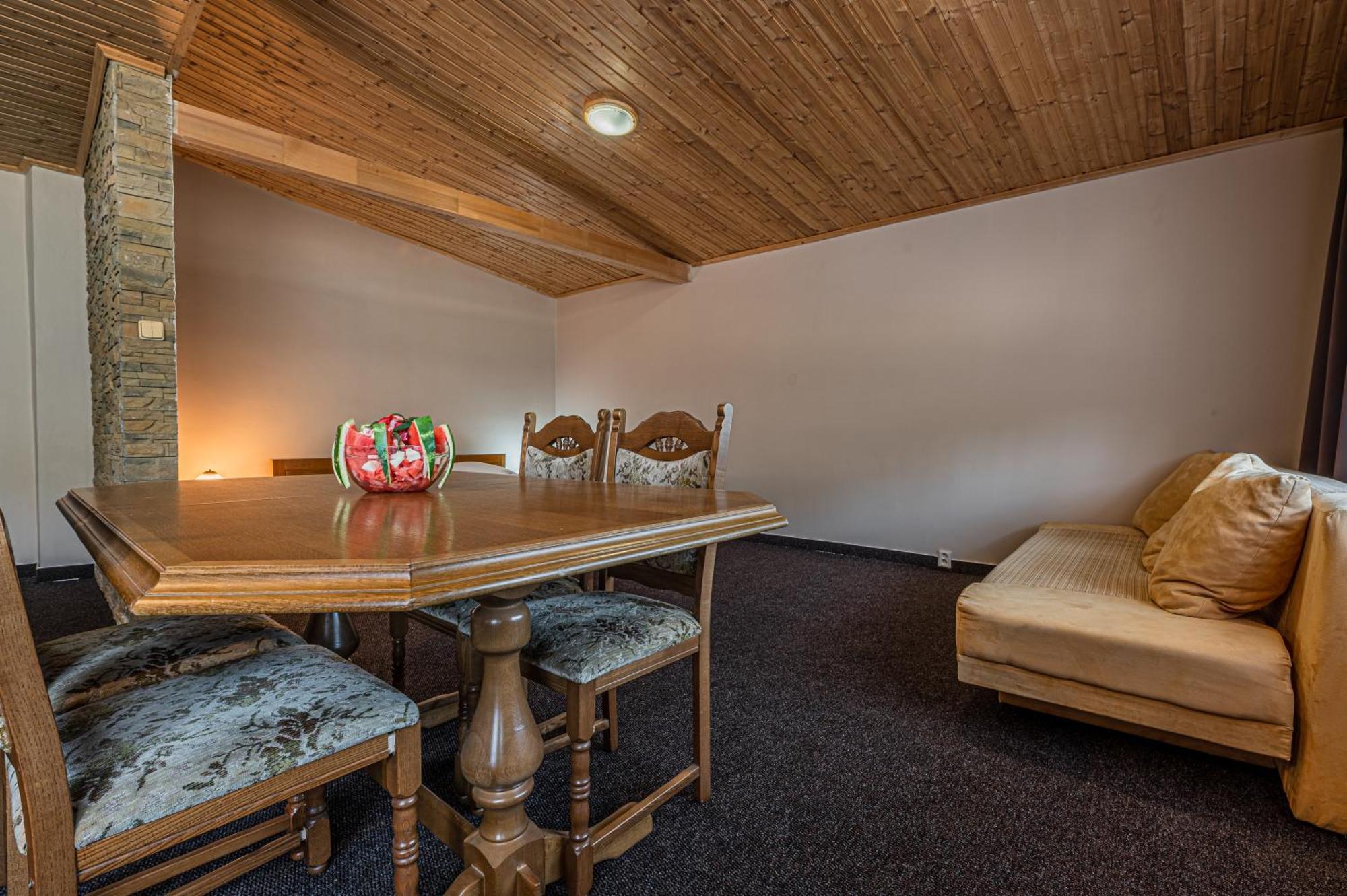 Grand Hotel Rooms Spišské Tomášovce Bagian luar foto