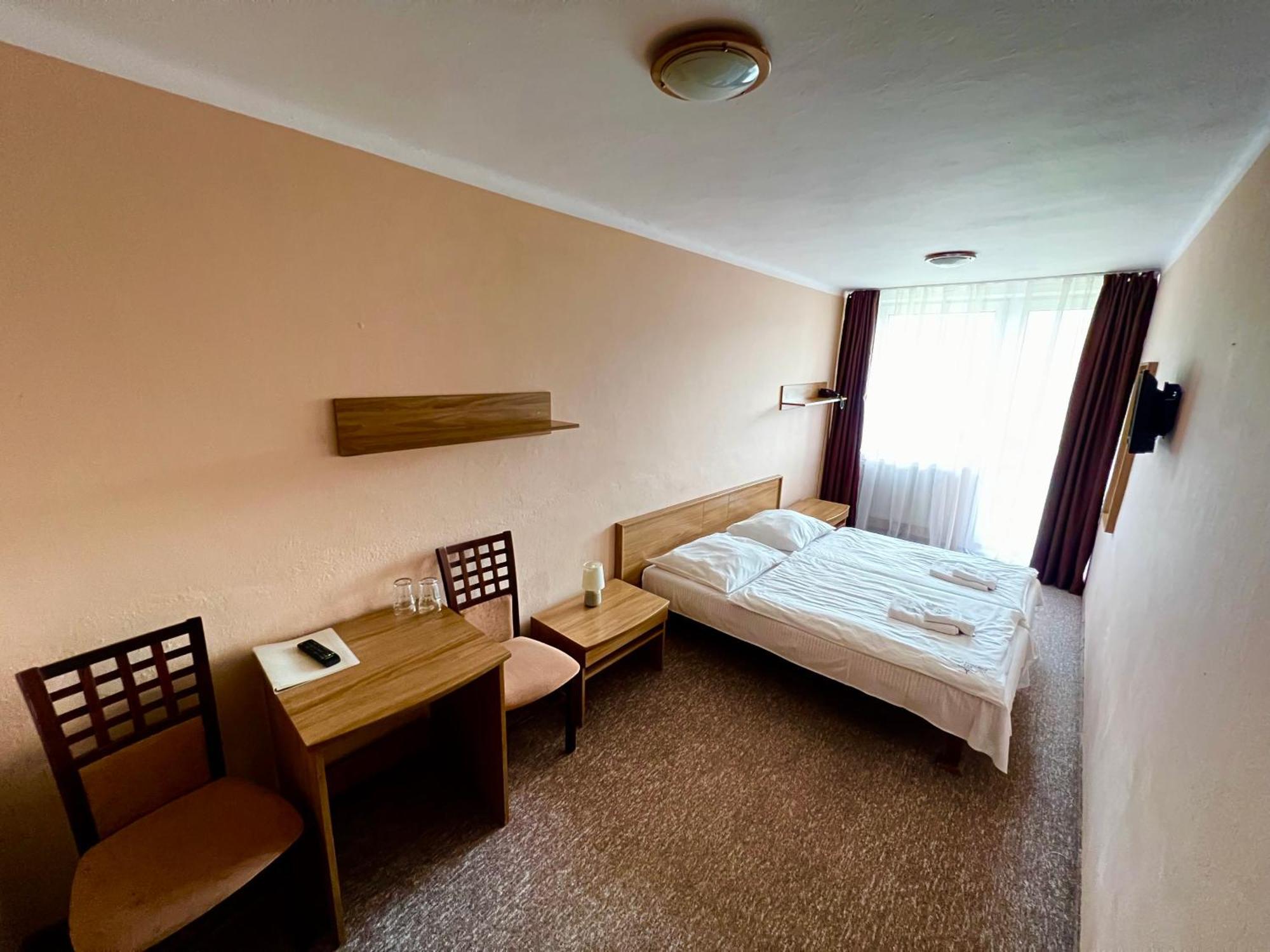 Grand Hotel Rooms Spišské Tomášovce Bagian luar foto